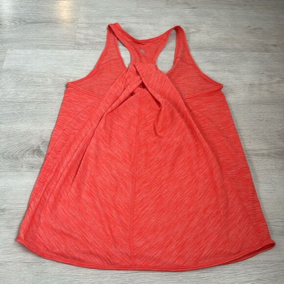 Lululemon Essential Tank - Picture 2 of 3